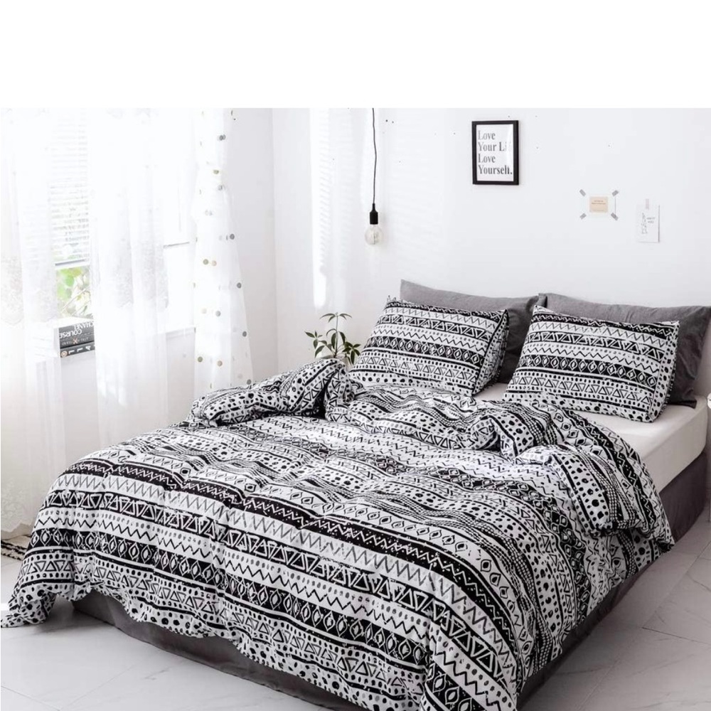 Beautiful geometric black/white Queen/Full size 3 piece Duvet Cover set